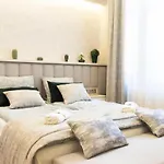 Central Relax Boutique *